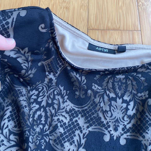 Beautiful top! Womens XL - black and tan - Apt. 9 - Picture 2 of 4
